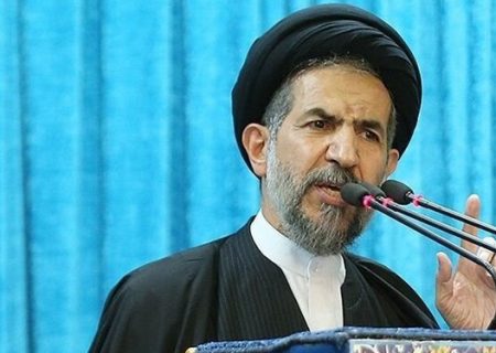 خطیب جمعه تهران: با شایسته‌سالاری در انتصاب‌ها با تحول مواجه می‌شویم/ مردم نباید در مدیران سستی مشاهده کنند