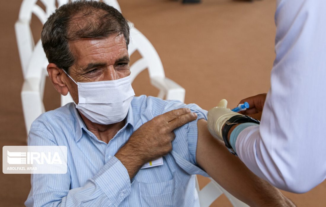 وزارت بهداشت: تزریق واکسن به منظور پیشگیری از کرونا ضروری است