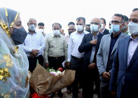 سفر وزیر امور اقتصادی و دارایی به شهرستان‌ گناوه