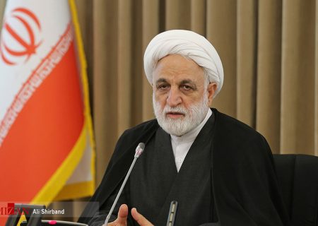 قوه قضائیه باید استقلال خود از جریان‌های سیاسی را حفظ کند/