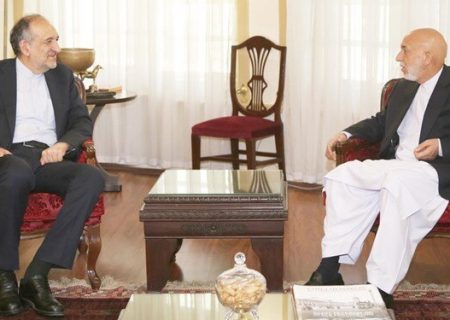 کمک‌های بشردوستانه محور گفت‌وگوی حامد کرزای با سفیر ایران در افغانستان