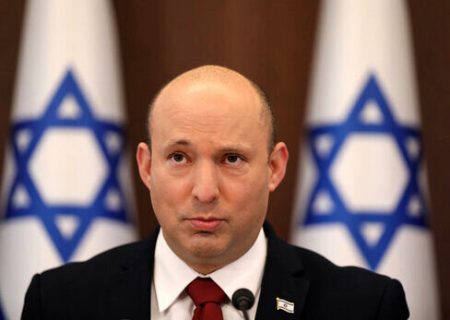 بنت: جنگ سرد میان اسرائیل و ایران در جریان است/ برای دفع تهدید هرکاری می کنیم