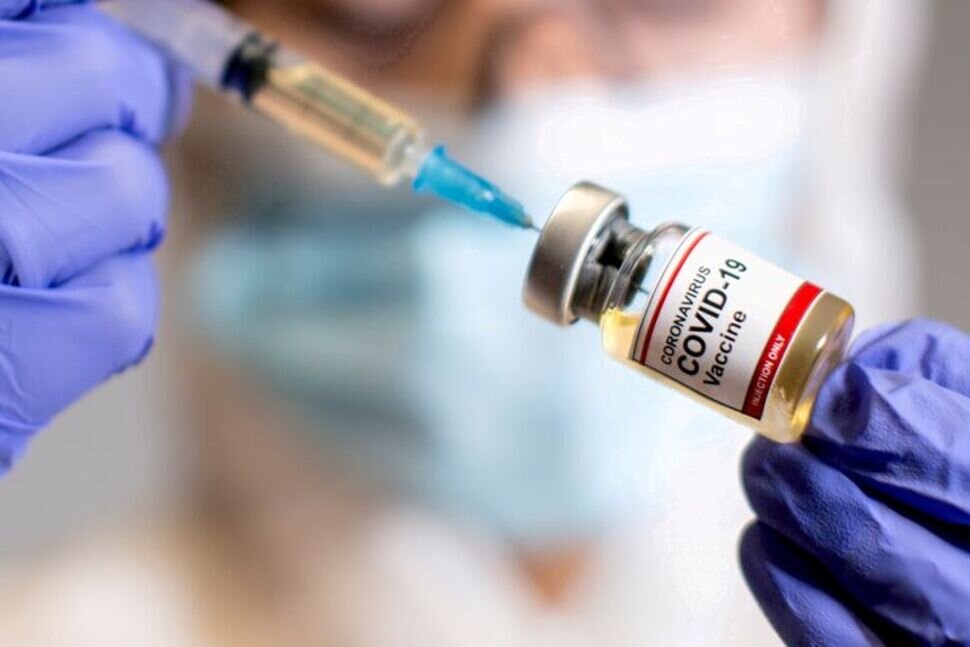 ۲۵ درصد کارکنان دو دوز واکسن دریافت کردند/۲۴۰ هزار نفر هیچ دوز
