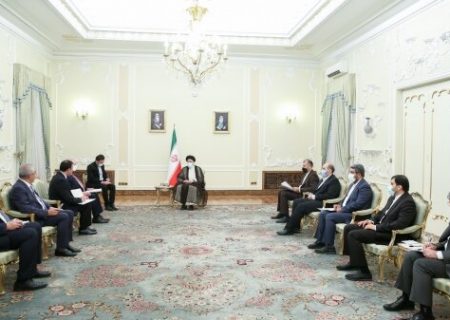 رئیس جمهور: برای گسترش روابط با ازبکستان محدودیتی وجود ندارد