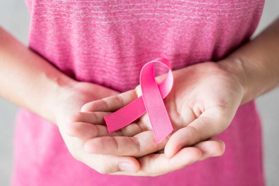 لزوم افزایش آگاهی مردان و زنان درخصوص سرطان پستان/سبک زندگی و رفتارهای باروری باید تغییر کند