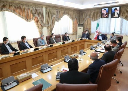 جلسه رفع مشکلات کارخانه تعطیل‌شدۀ قند نورآباد و ممسنی برگزار شد