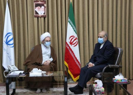 تمام ظرفیت ها باید برای خدمت به مردم باشد