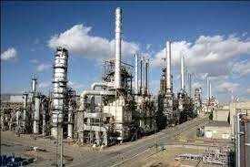 پالایشگاه نفت امام‌خمینی شازند بدون مشکل در حال فعالیت است