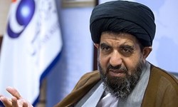 یقه سفیدان درباره ذوب ۱۵۰۰ هزار میلیارد تومان سرمایه‌ مردم در بورس پاسخگو باشند