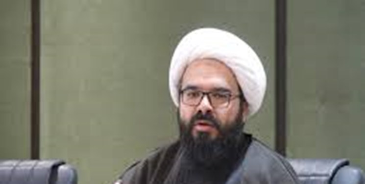 نظام آموزشی ما نقادی ذهن را پرورش نداده