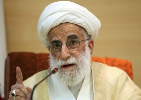 آیت‌الله جنتی: رسانه ملی عظمت اقدام دانشجویان در تسخیر لانه جاسوسی آمریکا را تبیین کند