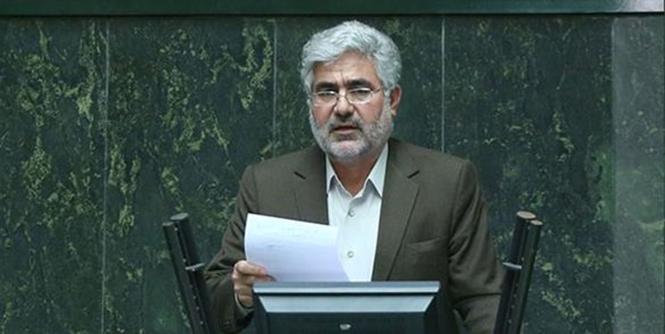 رفت و آمد عادی و روزانه ۸۰۰ تریلی ایرانی به ترکیه/ اقتدار نیروهای مسلح عامل آرامش مرزهای شمال غربی