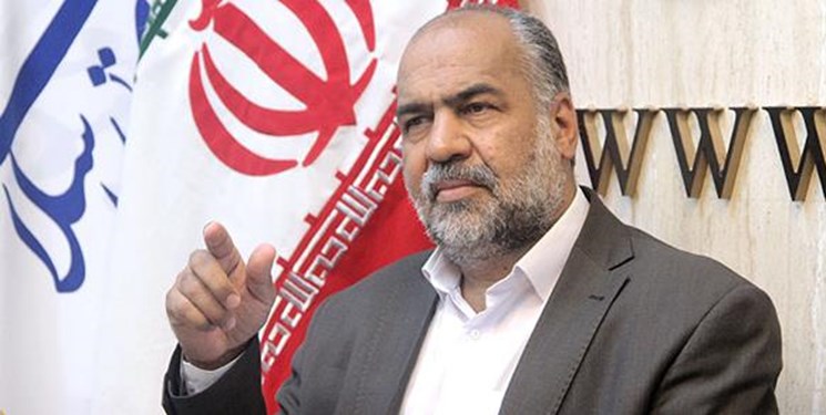 کاهش حقوق نجومی بگیران حداقل انتظار مردم است