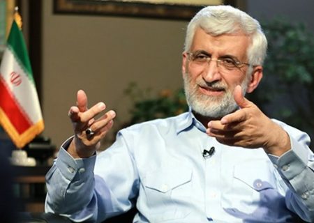 جلیلی: ابتکارات مدیریتی مسئول را کارآمد می‌کند/ ارائه گزارش دولت سایه درباره سیستان و بلوچستان به استاندار جدید