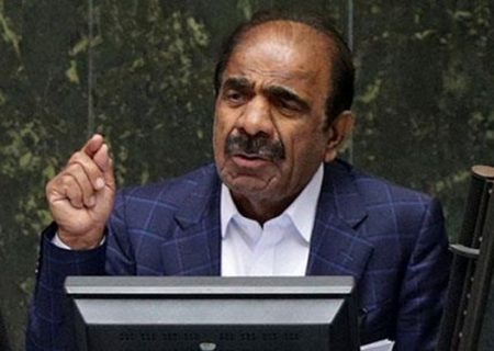 فاضلی: حجیم کردن دولت مغایر توسعه است