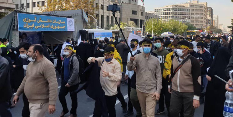 اجتماع میدانی یوم الله ۱۳ آبان در تهران/ تاکید بر ضرورت هوشیاری ملت‌های منطقه برابر توطئه‌های آمریکا