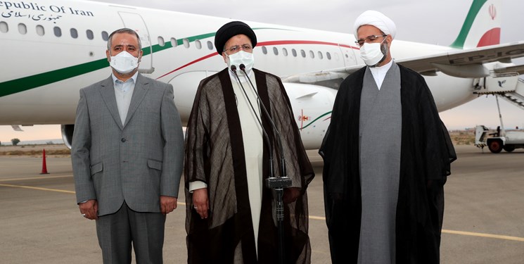 ۱۳ آبان یادآور پرچمداری امام بزرگوار در مقابل استکبار جهانی است