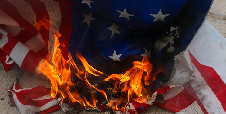 جمهوری اسلامی هیچ زمان از مبارزه با مستکبرین دست نخواهد کشید