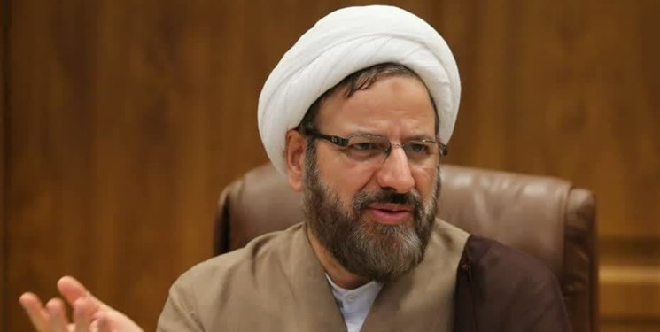 مبارزه با استکبار جهانی باید توأمان سلبی و ایجابی باشد