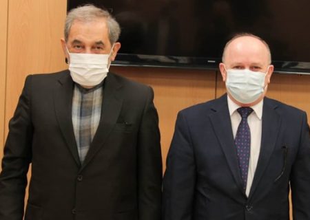 ولایتی در دیدار وزیر سوری: سوریه ذره‌ای از مسیر محور مقاومت منحرف نشد