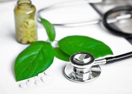 طب سنتی کاملا با واکسیناسیون موافق است