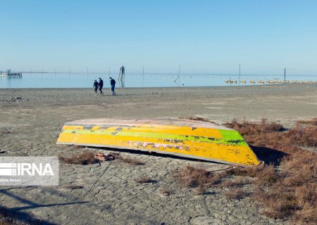 پسروی آب خزر تا ٢٠۵٠ ادامه دارد 