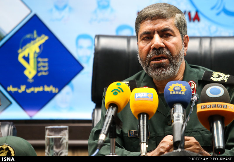 سردار رمضان شریف: دشمن تلاش میکند شرایط ما را بحرانی نشان دهد