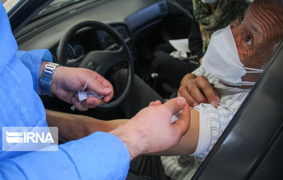 واکسیناسیون از مرگ ناشی از کرونا به ویژه در سالمندان پیشگیری می‌کند