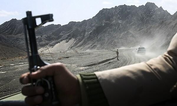 فرمانده انتظامی کرمان: کویر را به گورستان اشرار تبدیل خواهیم کرد