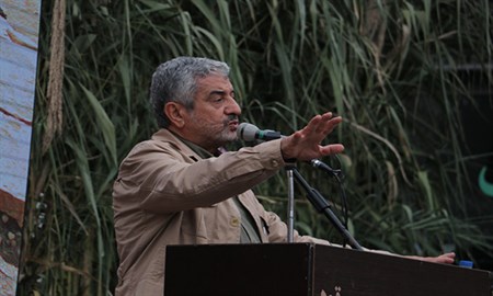 معضل بی حجابی با تندی و بد اخلاقی حل نمی شود/ نقش گروه های کوچک مردمی در حل مسائل فرهنگی ـ اجتماعی کشور