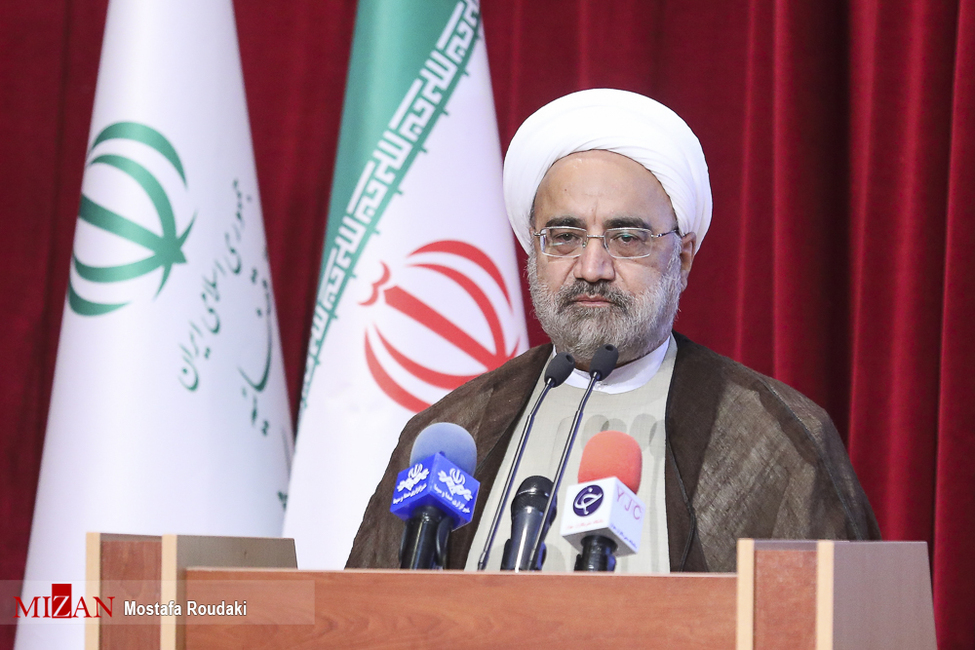 دستگاه قضا در برخورد با فساد هیچ خط قرمزی نسبت به هیچ احدی و در هیچ پست و مقامی ندارد