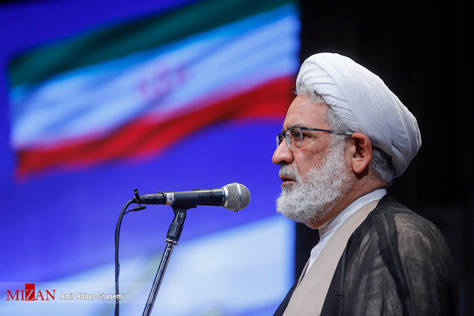 قوه قضاییه از سرمایه گذاران، صاحبان صنایع و تولید کنندگان حمایت می‌کند