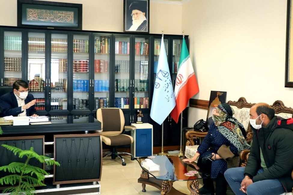 رسیدگی به مشکلات حقوقی ۴۵ نفر از مراجعین در ملاقات مردمی رئیس کل دادگستری استان آذربایجان شرقی