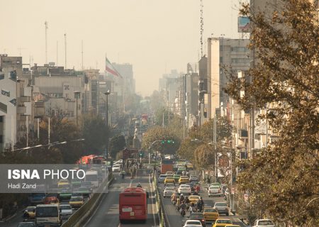 آلودگی هوای تهران برای گروه‌های حساس طی امروز