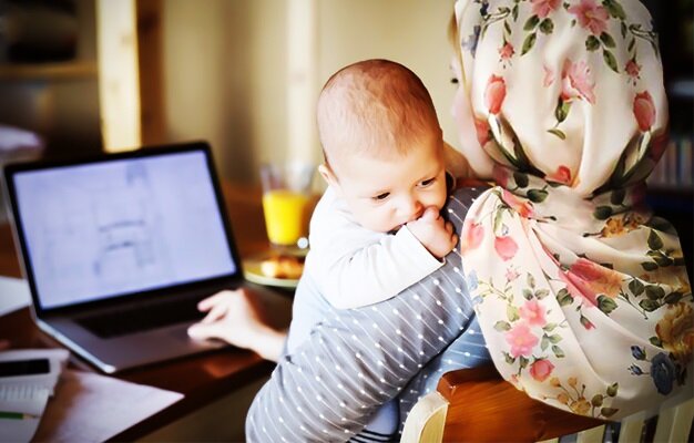 مجوز استفاده از دورکاری برای مادران شاغل دارای فرزند زیر شش سال صادر شد