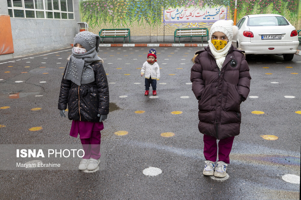 شروط وزارت بهداشت برای بازگشایی مدارس؛ پنجره کلاسها باز باشد و دانشآموزان با لباس گرم بیایند