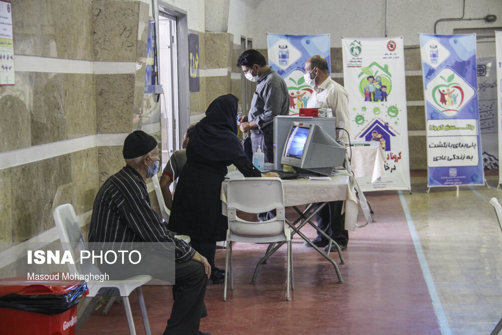 تزریق بیش از ۳۹۱ هزار دُز واکسن کرونا در کشور طی شبانه‌روز گذشته