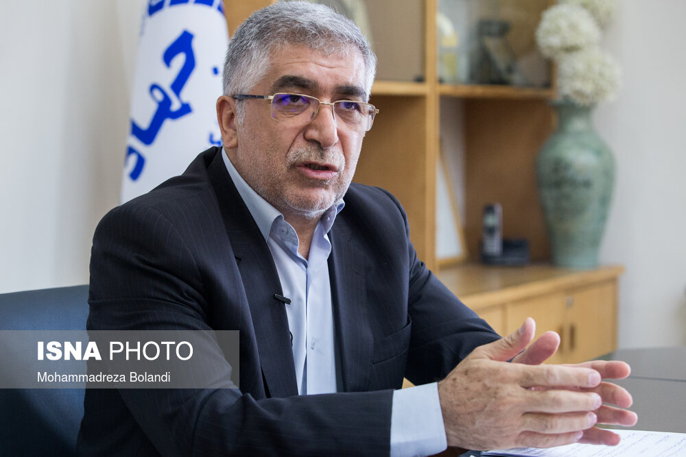 فعالیت‌های جهاد دانشگاهی در صنعت نفت گسترده‌تر شود