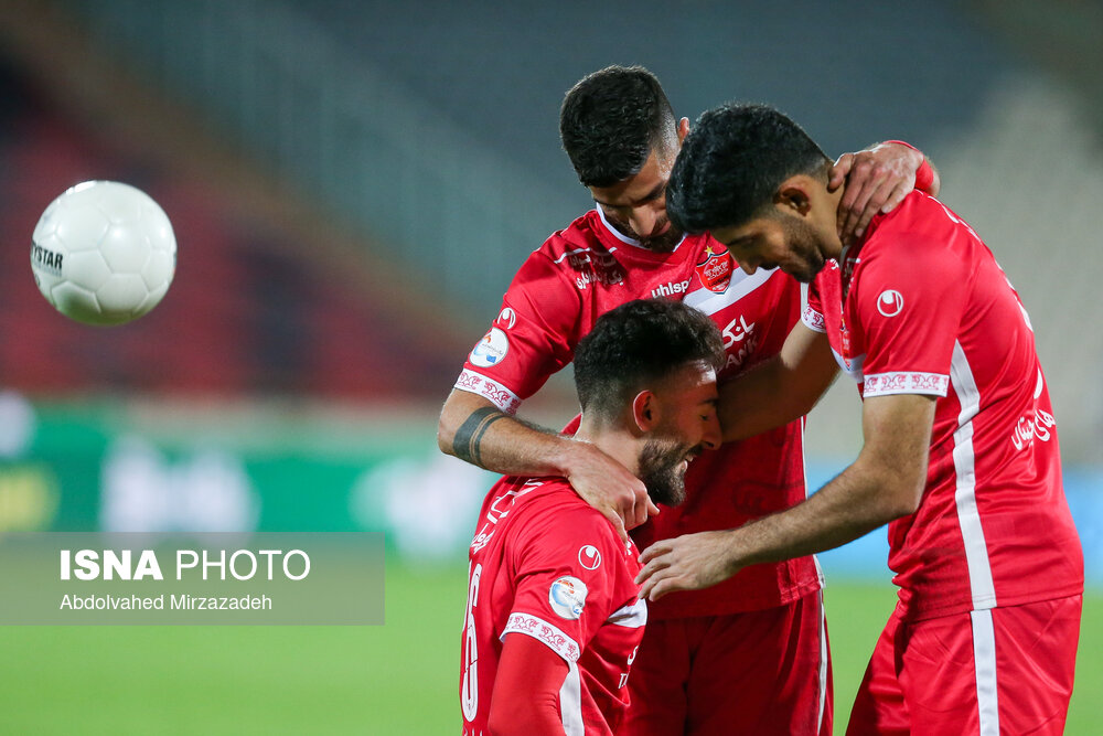 برگزاری بازی پرسپولیس – صنعت نفت با حضور تماشاگران