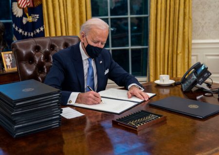 نامه ۴۷ نهاد مردمی آمریکا به بایدن در حمایت از تلاش برای بازگشت به برجام و لغو تحریم‌ها