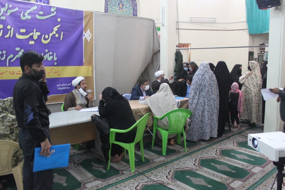 نشست حیات الغیب با خانوادههای زندانیان