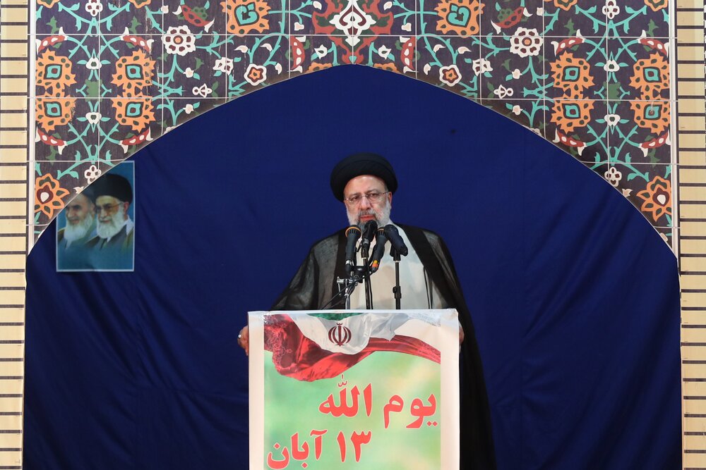 رئیسی: میز مذاکره را ترک نمی‌کنیم اما در مقابل زیاده‌خواهی‌ها می‌ایستیم