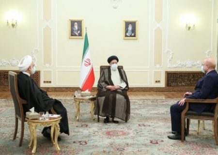 همکاری هر چه بیشتر قوا برای حل مسائل و مشکلات معیشتی مردم