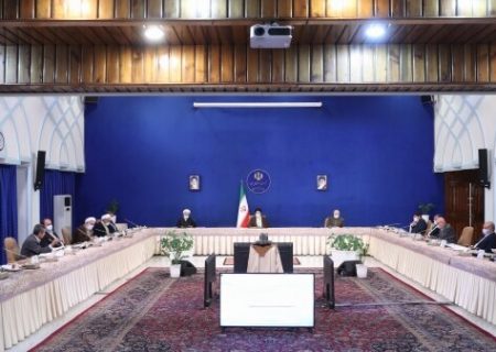 بودجه ۱۴۰۱ با لحاظ درآمدهای واقعی و بدون کسری تدوین شود