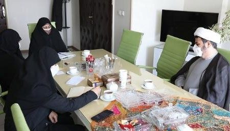 مراسم هفته بزرگداشت مقام زن و روز مادر در سراسر کشور برگزار می‌شود