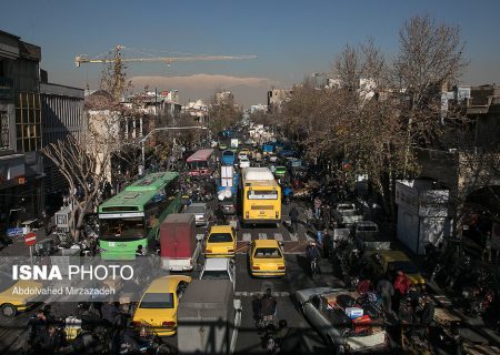 ممنوعیت «تخلیه و بارگیری» در خیایان خیام برای کاهش بار ترافیکی بازار تهران