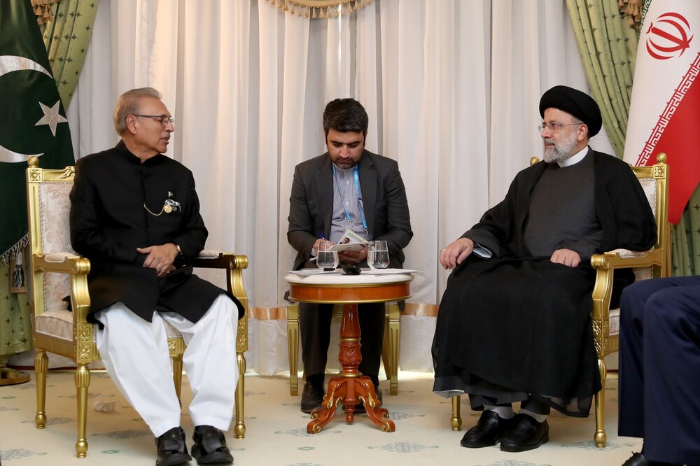 روابط و مناسبات ایران و پاکستان را با توجه به ظرفیت‌ها، ناکافی می‌دانیم