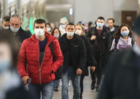 آمار مرگ و میر کرونا در روسیه همچنان چهار رقمی است