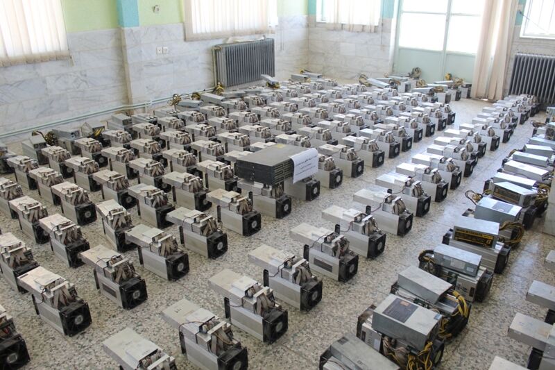 شناسایی مزرعه استخراج رمز ارز با ۲۳۹ دستگاه در بیرجند