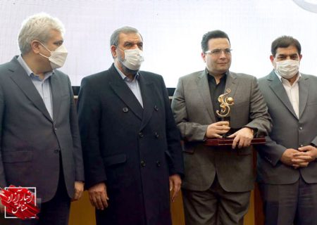 شرکت چوبکاران عصر نوین منطقه آزاد انزلی، صادر‌کننده نمونه ملی – مناطق آزاد